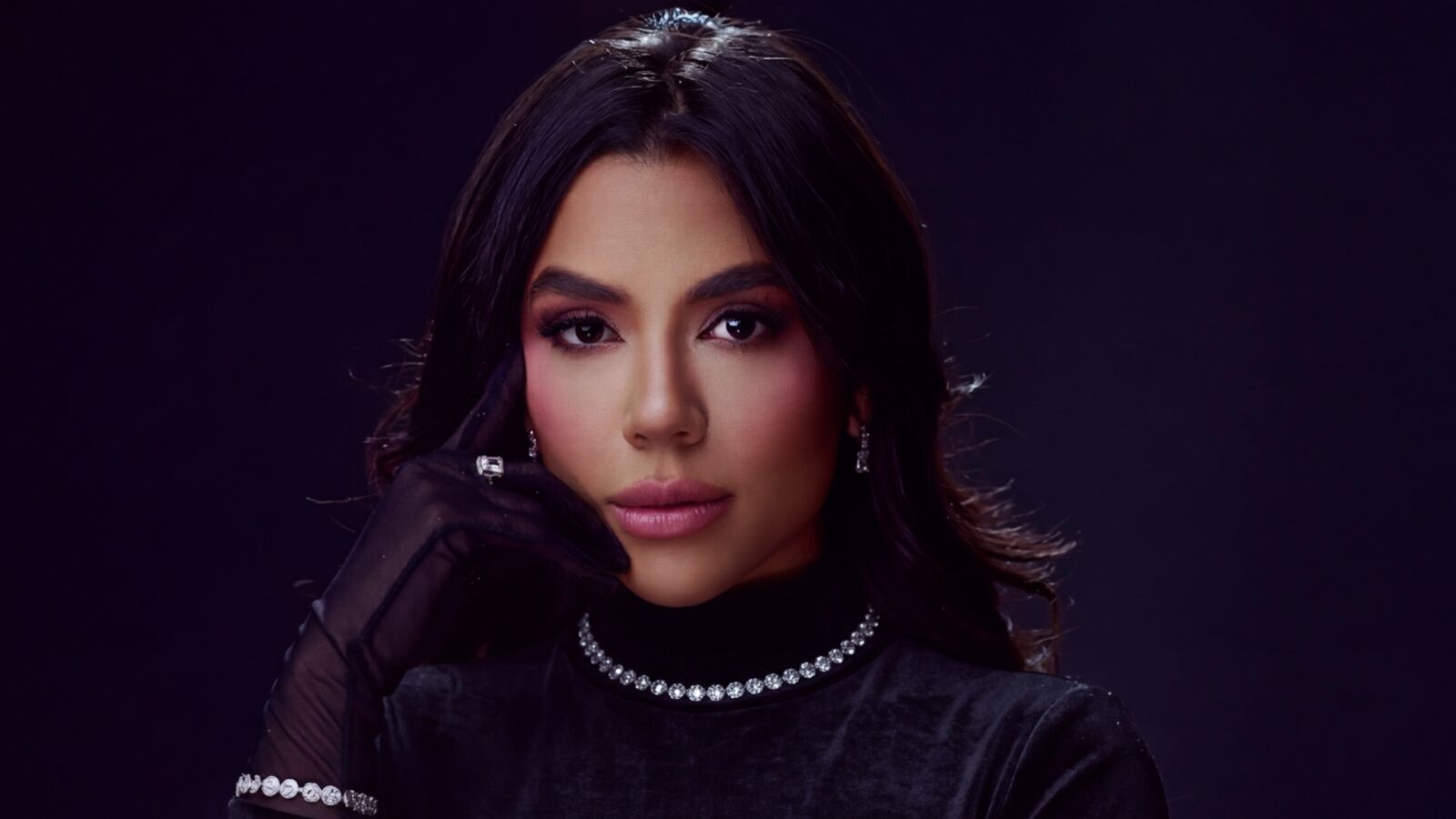 Isabella erotic portrait