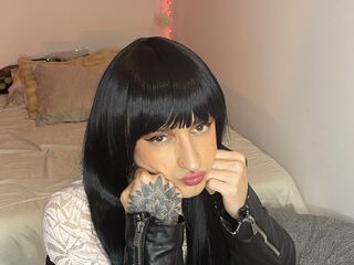 ShiiraMizuki is a webcam model from Colombia age 29