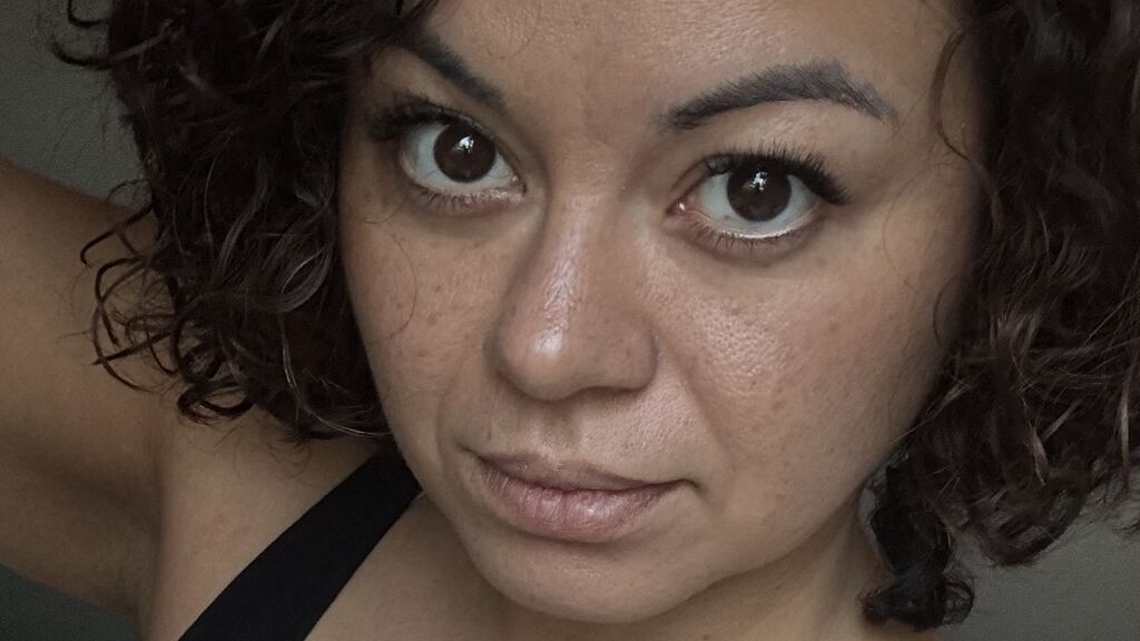 MistressNinaJ online cam on GirlsOfJasmin