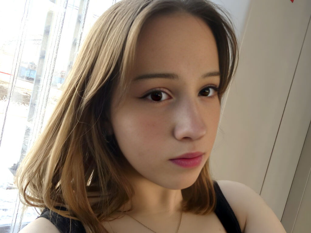 MayaRhodes Camera Thumbnail