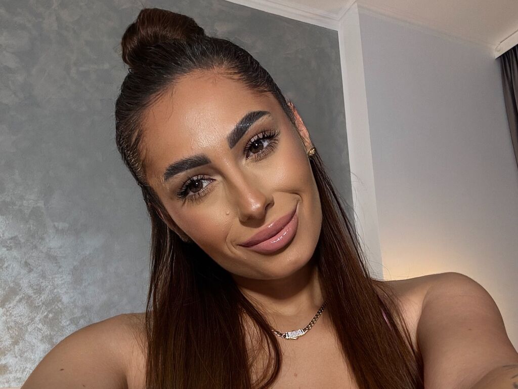 AvaLynn Profile Image