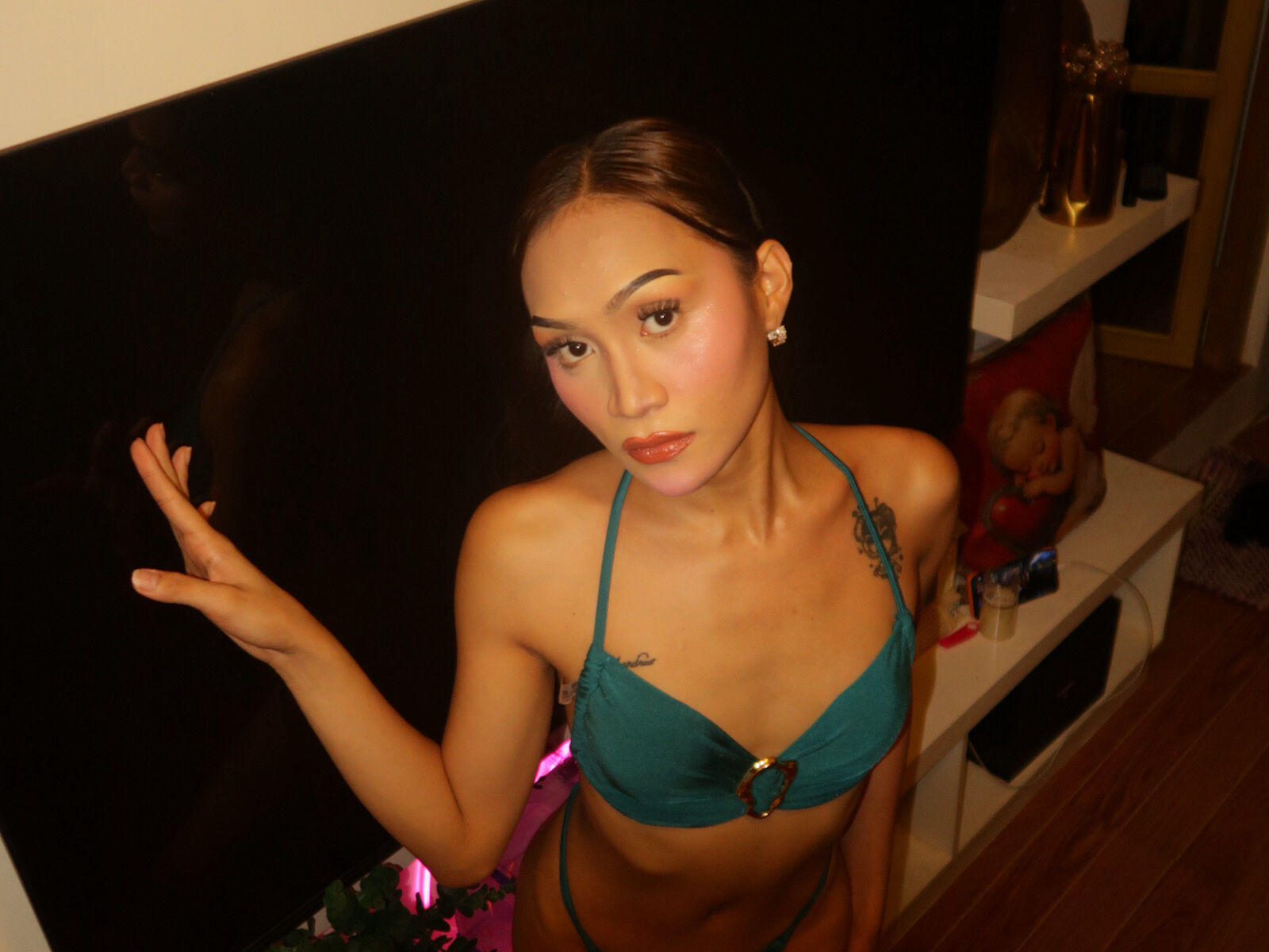 Live cam for MarigonaCarolina