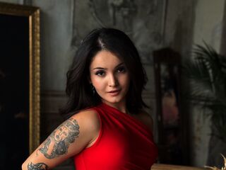 MiaOliveres Live Cam Model