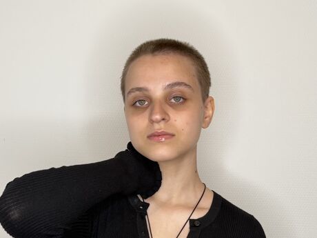 Chat with MargrettHussar