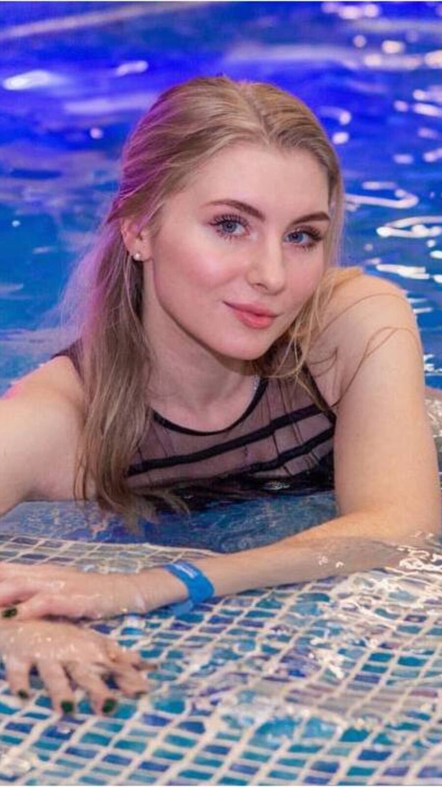 MiaReeve erotic portrait
