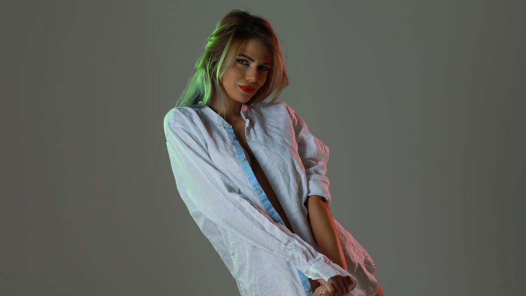 Mia cover