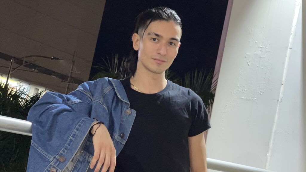DemianPecados live cam model at LiveJasmin