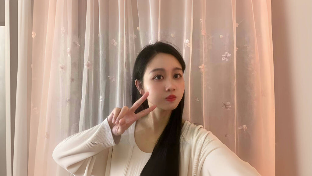 LiuXiangy's profile from Jasmin at GirlsOfJasmin'