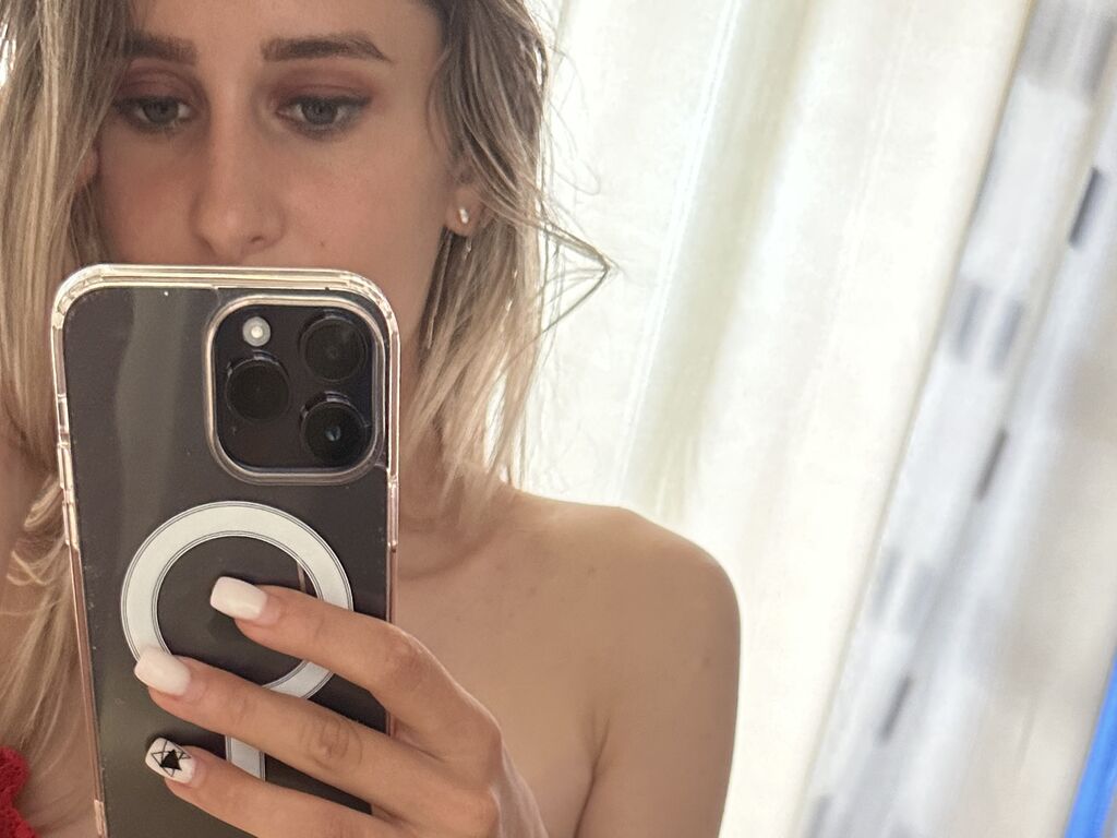 ViolethConor webcams nude blowjob
