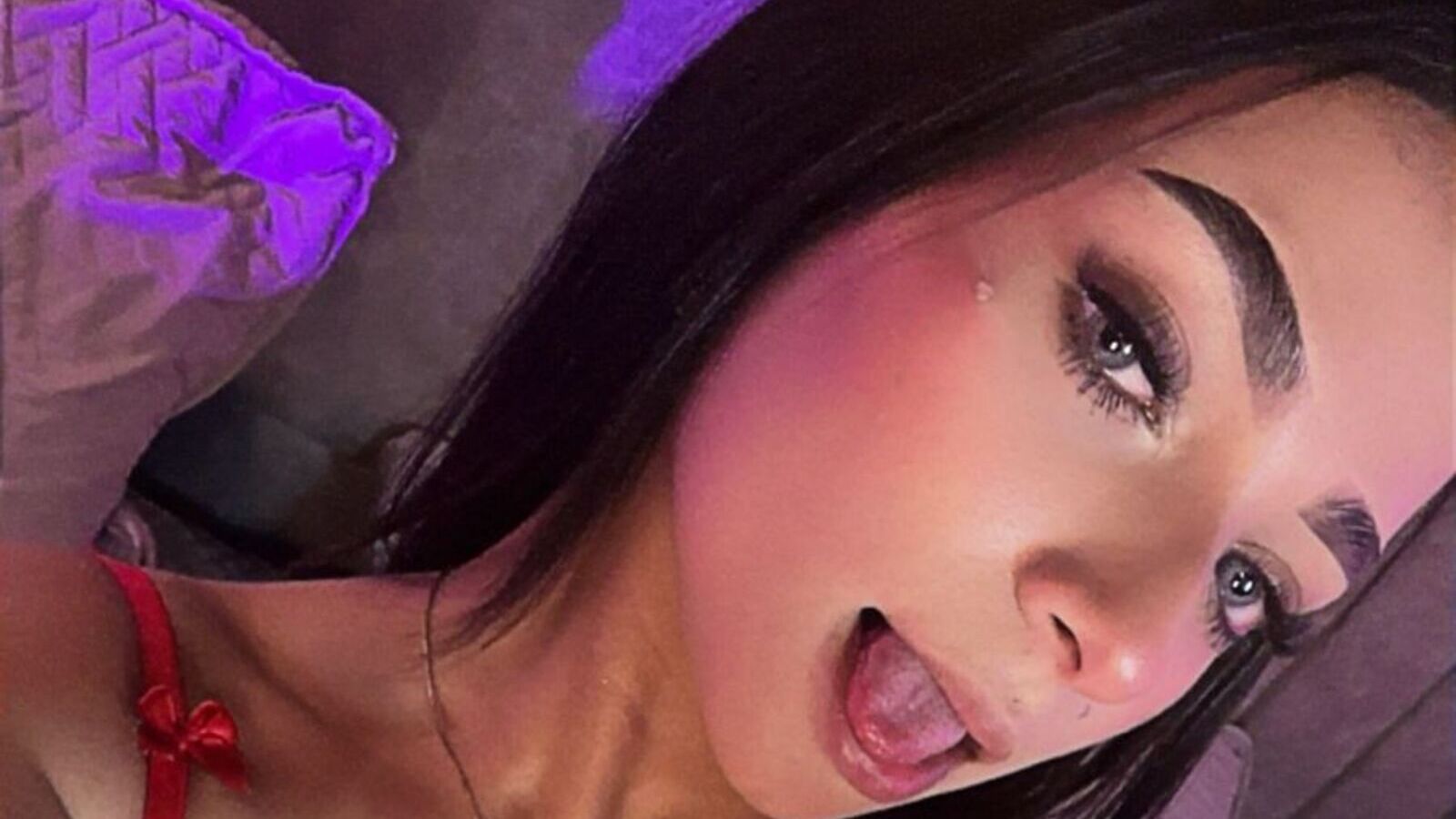 IsabellaVerona erotic portrait