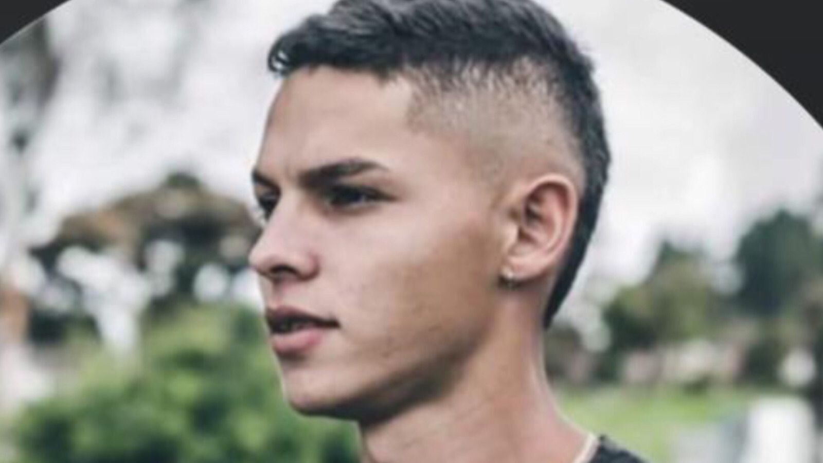 NoahMaz glamour portrait