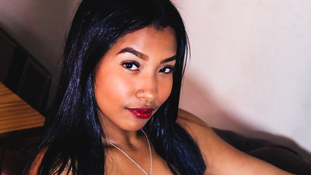Live Chat with SophiaMullera on LiveJasmin