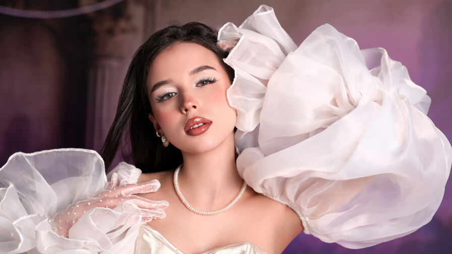 LanaPiercey's live cam