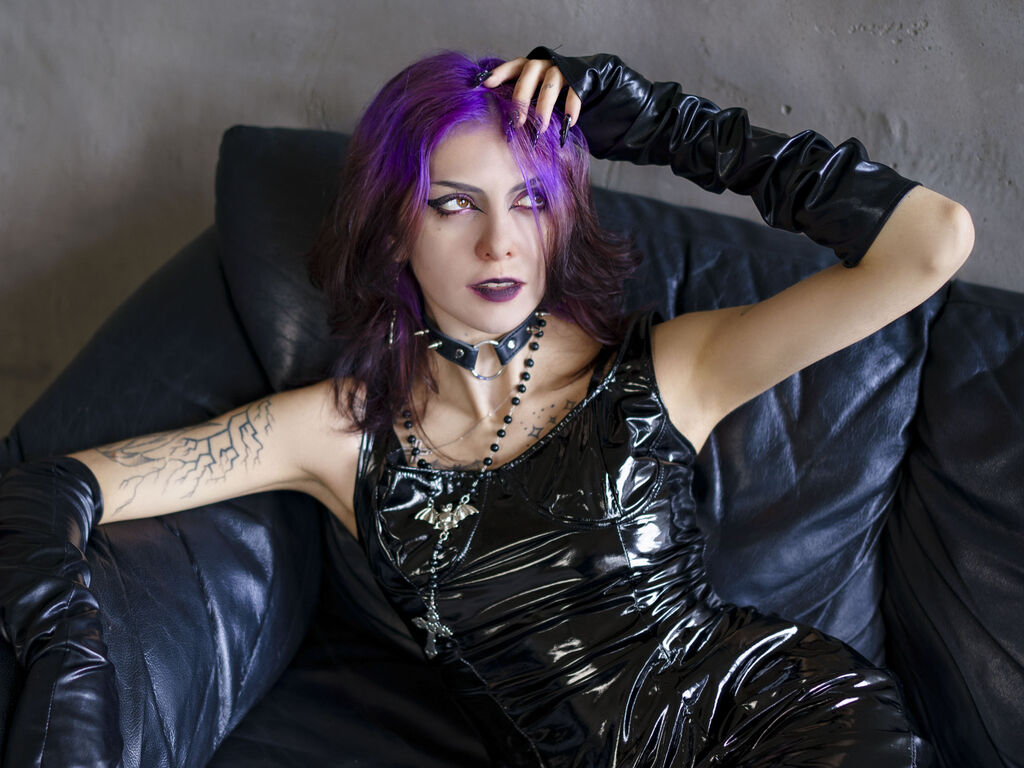 LorenLoiss webcam model profile image