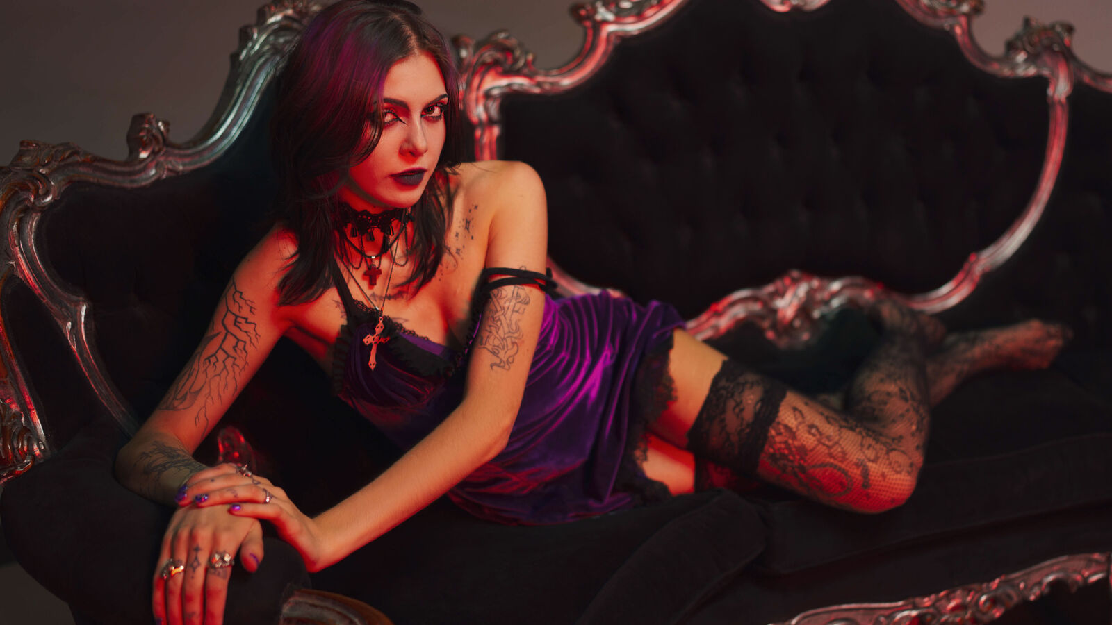 LorenLoiss erotic portrait