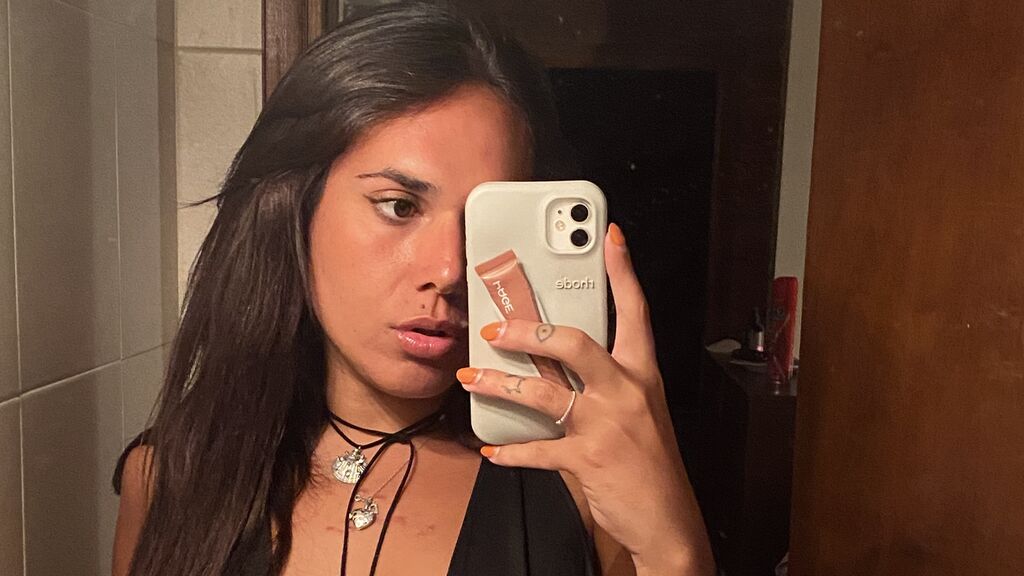 DelfiVarez's profile from Jasmin at GirlsOfJasmin'