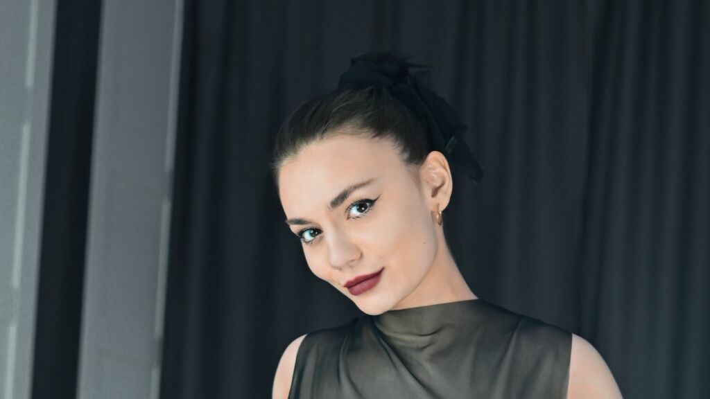 LikaMikko live cam model at LiveJasmin