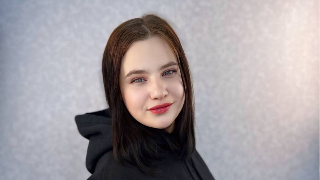 InaCaughorn's profile from Jasmin at GirlsOfJasmin'