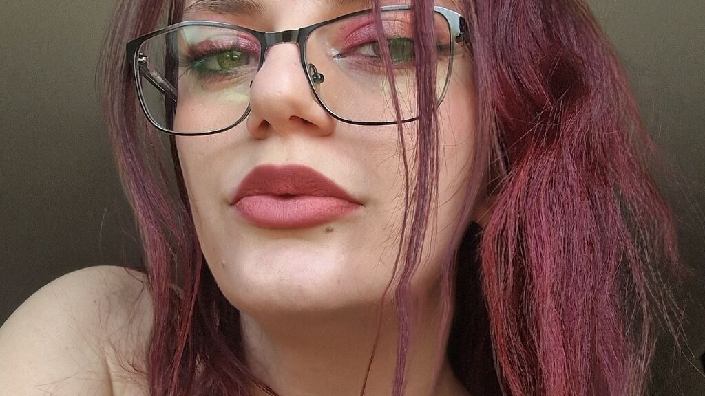 EmmapeachX's profile from Jasmin at GirlsOfJasmin'