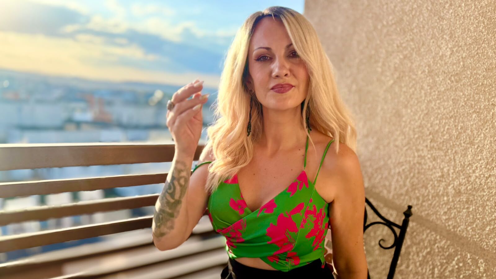 EmmaHill erotic portrait