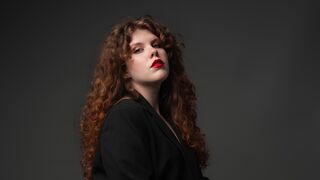 HannaBehane similar adult cam profile