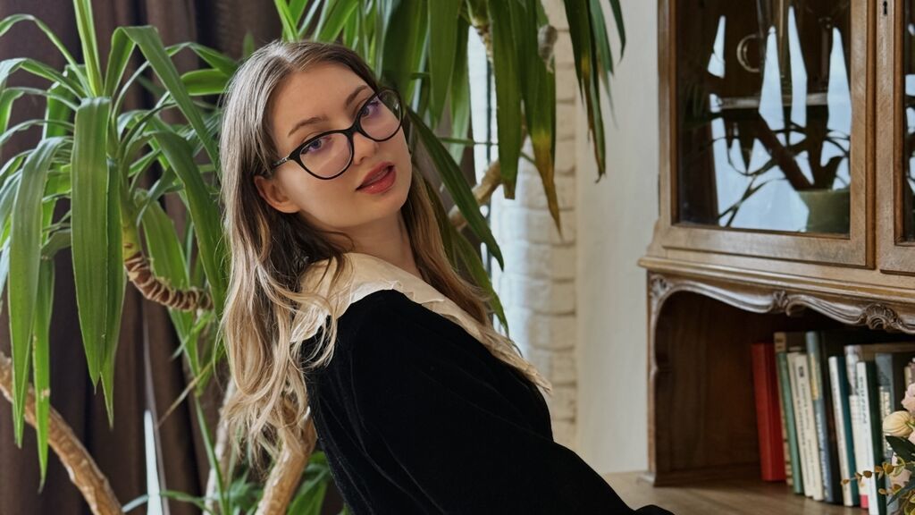 ValeryaDevis online cam on GirlsOfJasmin