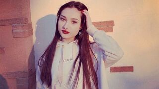 EleonoraSun live streaming girl cam