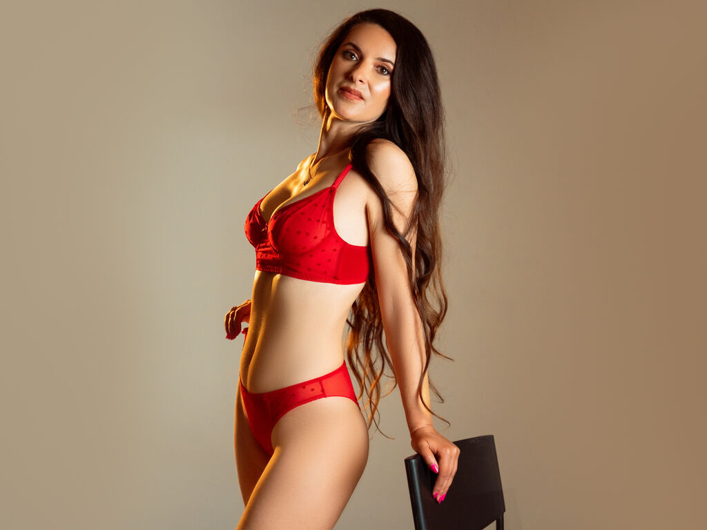 DaianaKelley cam profile preview image