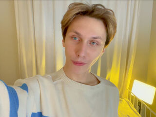 Sexy profile pic of AdrianStoun