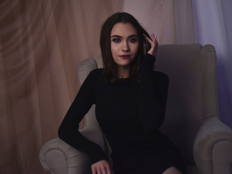EllaCurtis