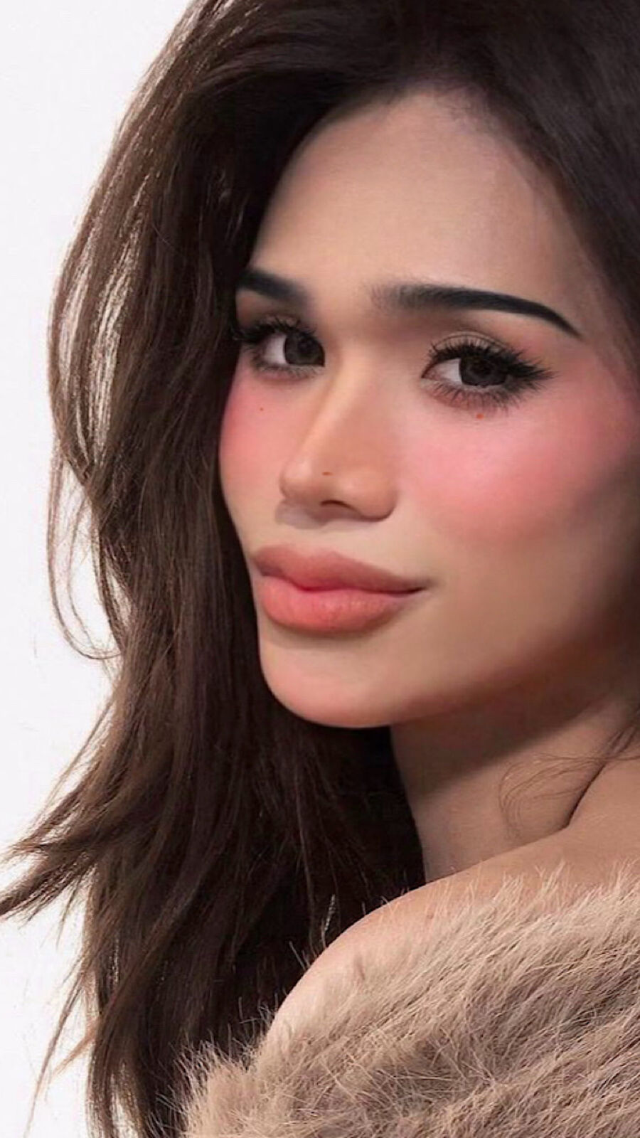 AthenaFamurri glamour portrait