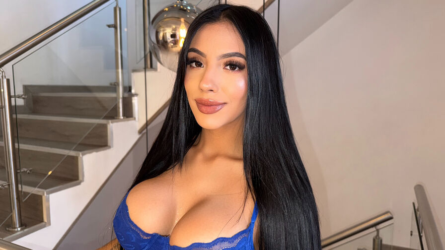 Watch Aleja live on Screencamera