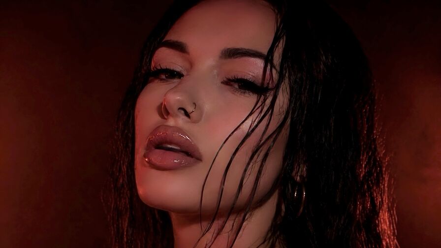 Watch AndrianaReid live on Hundesider