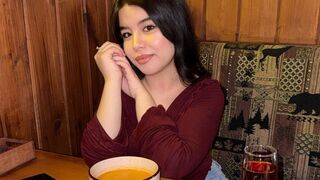 ChristaHurlebaus Live Webcam on LiveJasmin