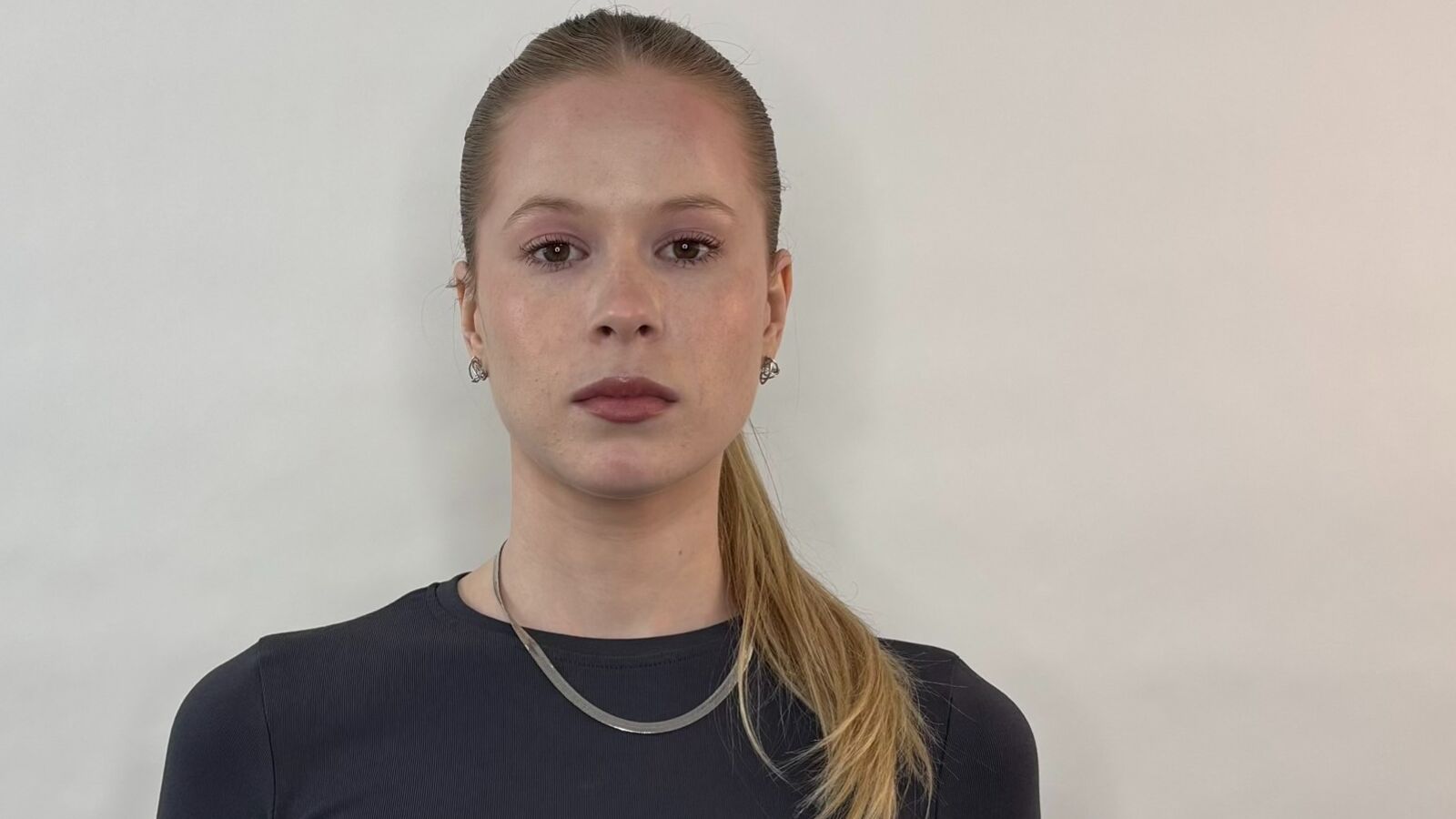 JenaeWaneka erotic portrait
