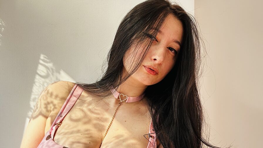 SaraAlly Amateur Masturbating