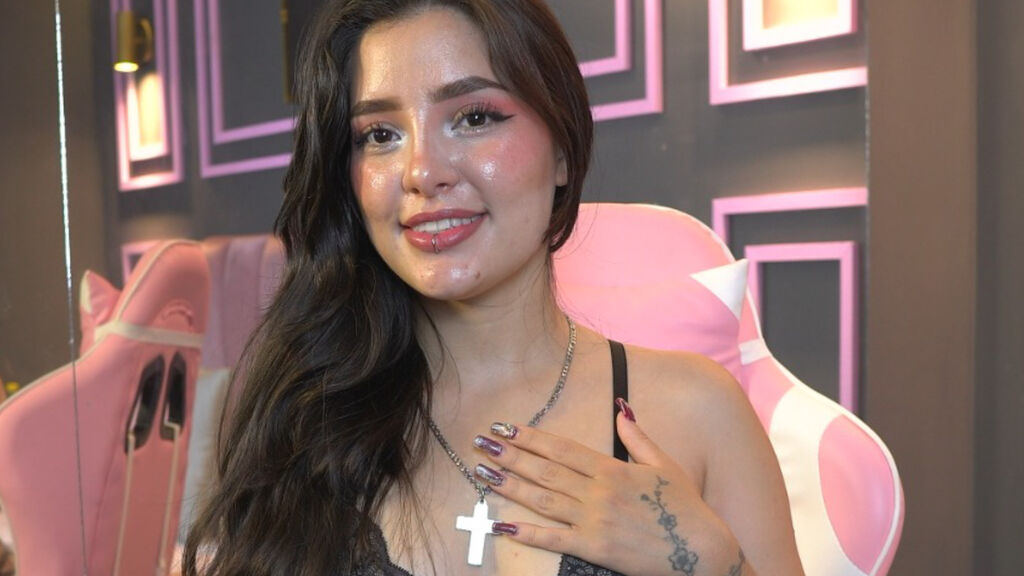 KatiaLaraa online cam on GirlsOfJasmin