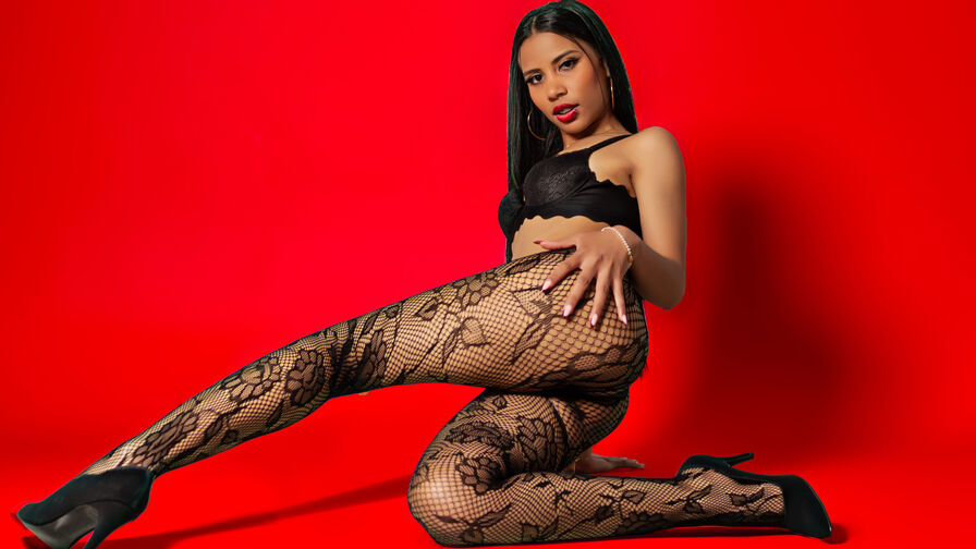 Chat With LauranJackson Now