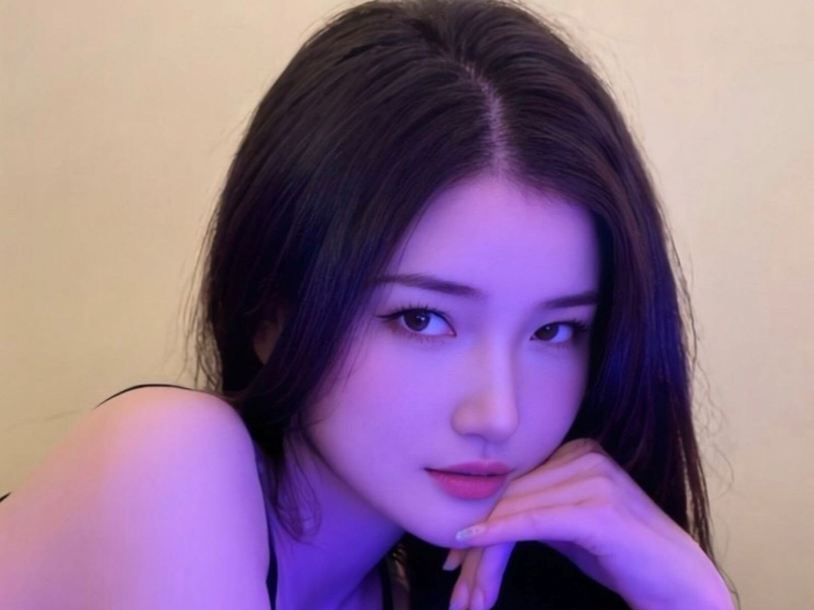 Live cam for Jhinbhgg