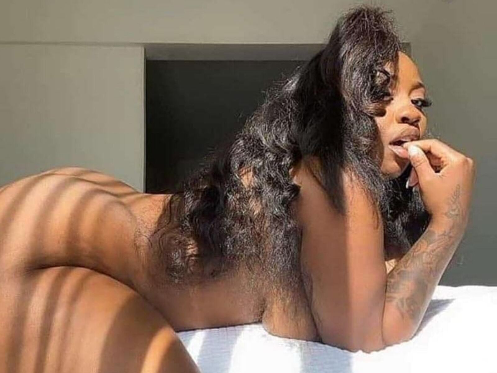 Live cam for BrendaFreeman