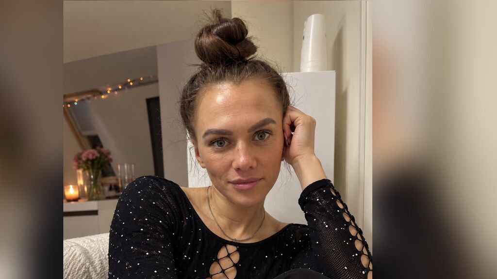 Watch hot flirt model NiceaHarrison from LiveJasmin at GirlsOfJasmin