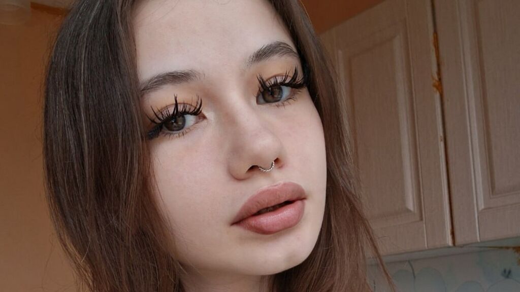 CleoVital's profile from Jasmin at GirlsOfJasmin'