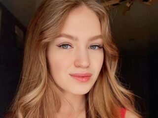 chatroom nude CharisBurick