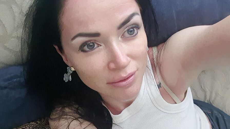 Live Sex Chat with AndreaKaen