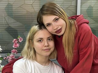 PeaceAndLois Adult chat live sex