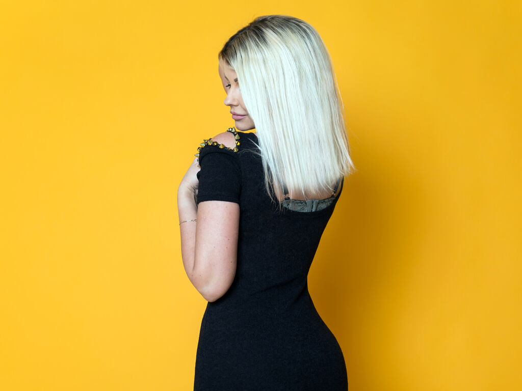 NelliStone mature free chat profile photo