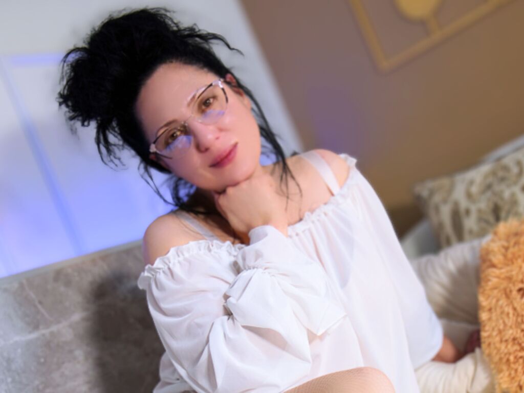 AnitaTompsen age 40