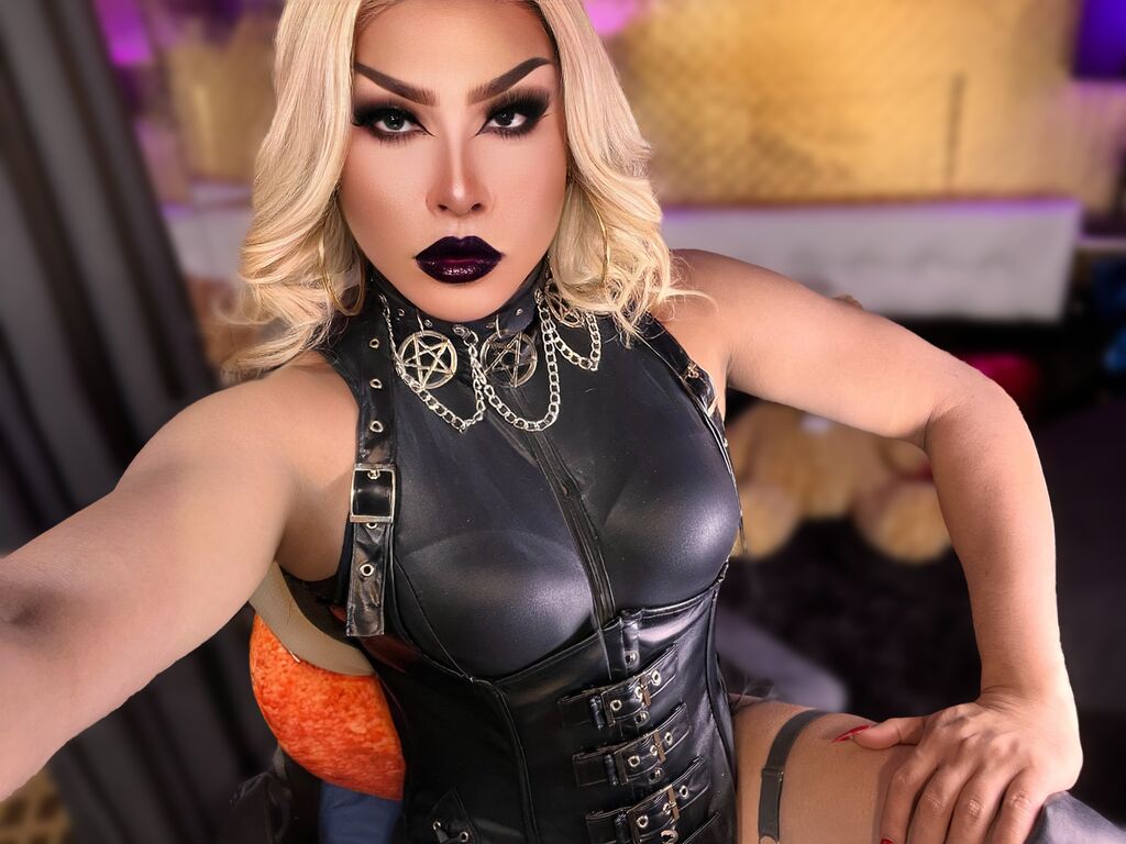 AntoniaMarie Profile Image