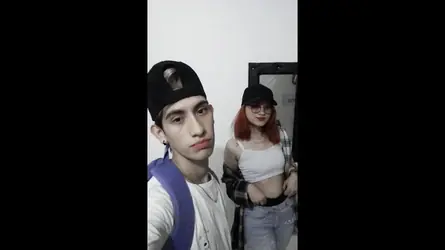 AliAndRick's chat room