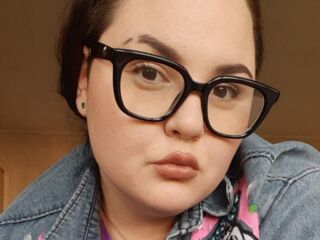 HelgaBern Private cam chat